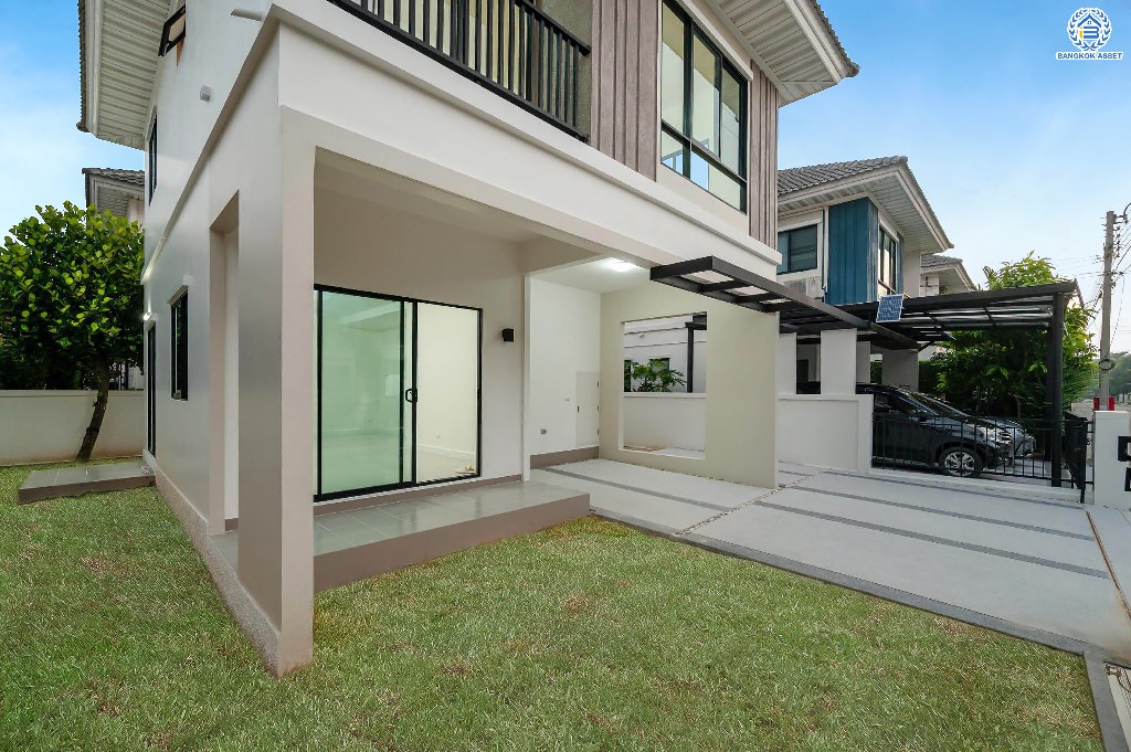 บ้านมือสองตกแต่งใหม่ โครงการ โมดิวิลล่า บางบัวทอง บ้านแฝดสไตล์โมเดิร์น เนื้อที่ 41.2 ตร.ว. ฟังก์ชัน 3 ห้องนอน 2 ห้องน้ำ จอดรถได้ 2 คัน พร้อมอยู่ บนทำเลติดถนนกาญจนาภิเษก ใกล้เซ็นทรัลเวสต์เกต และรถไฟฟ้าสถานี "คลองบางไผ่"...